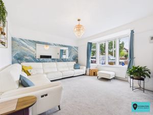 Living Room- click for photo gallery